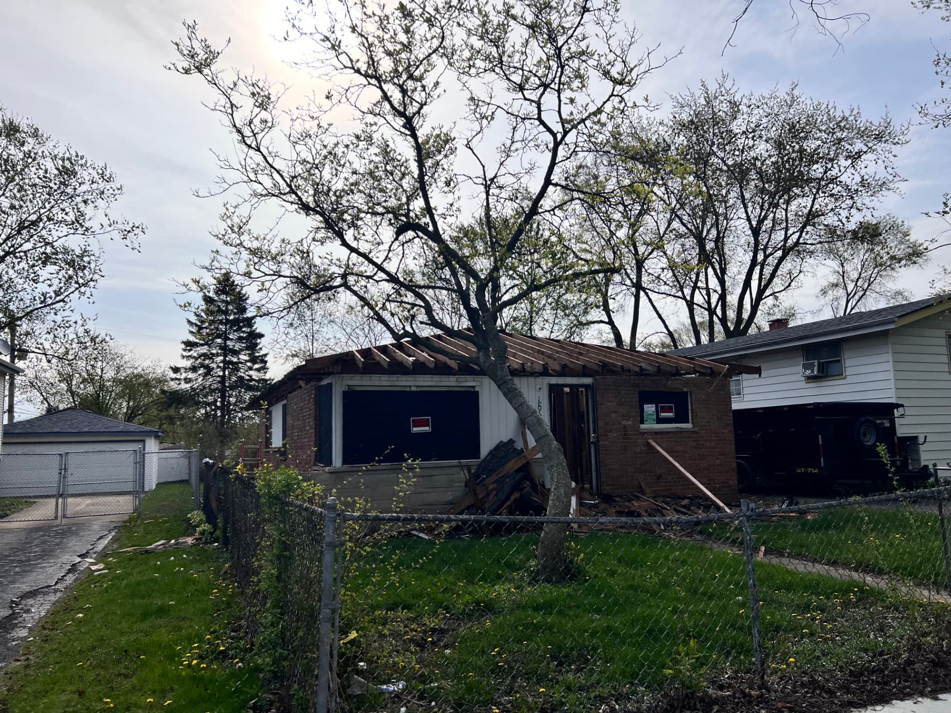 Winchester before photo: Front of the original brick ranch