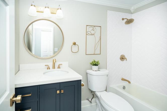 Rutland after photo: Bath with navy vanity