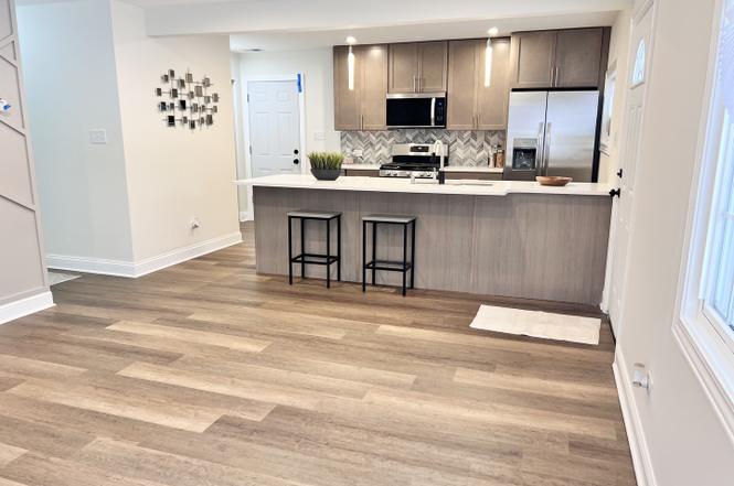 Winchester after photo: Kitchen peninsula & appliances